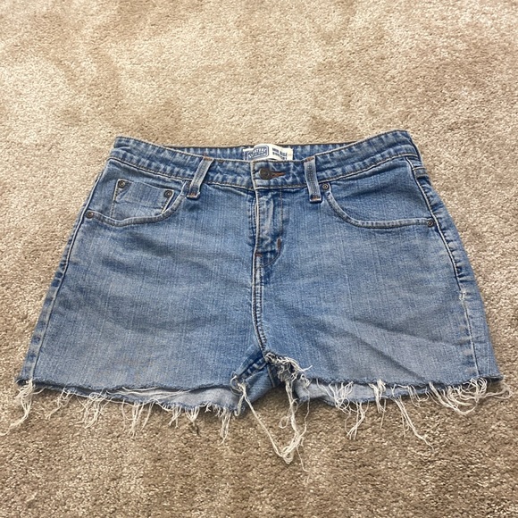 Levi's Pants - Levi’s Signature Mid Rise Shorts